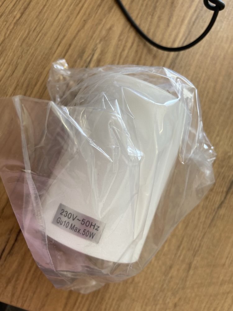 Oprawa Faro natynkowa halogen sufitowy