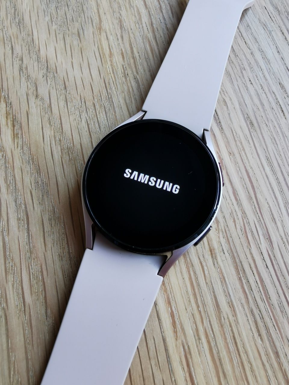 Smartwatch Samsung Galaxy watch 4 40mm różowy pink gold jak nowy