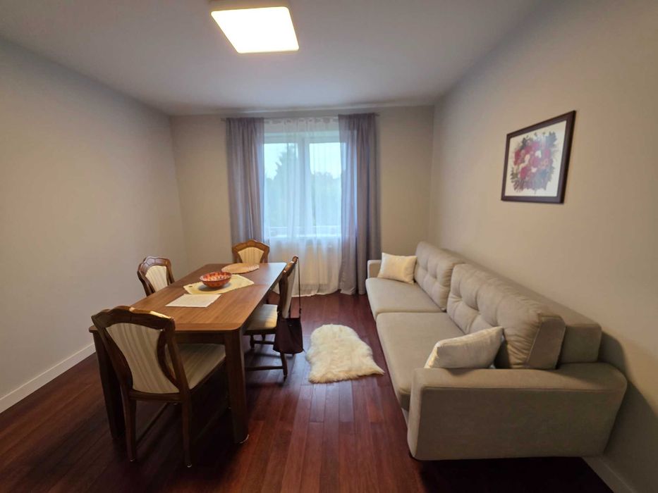 Особняк Городок в.Мазепи знаходиться в гарному з багатою зеленню місці