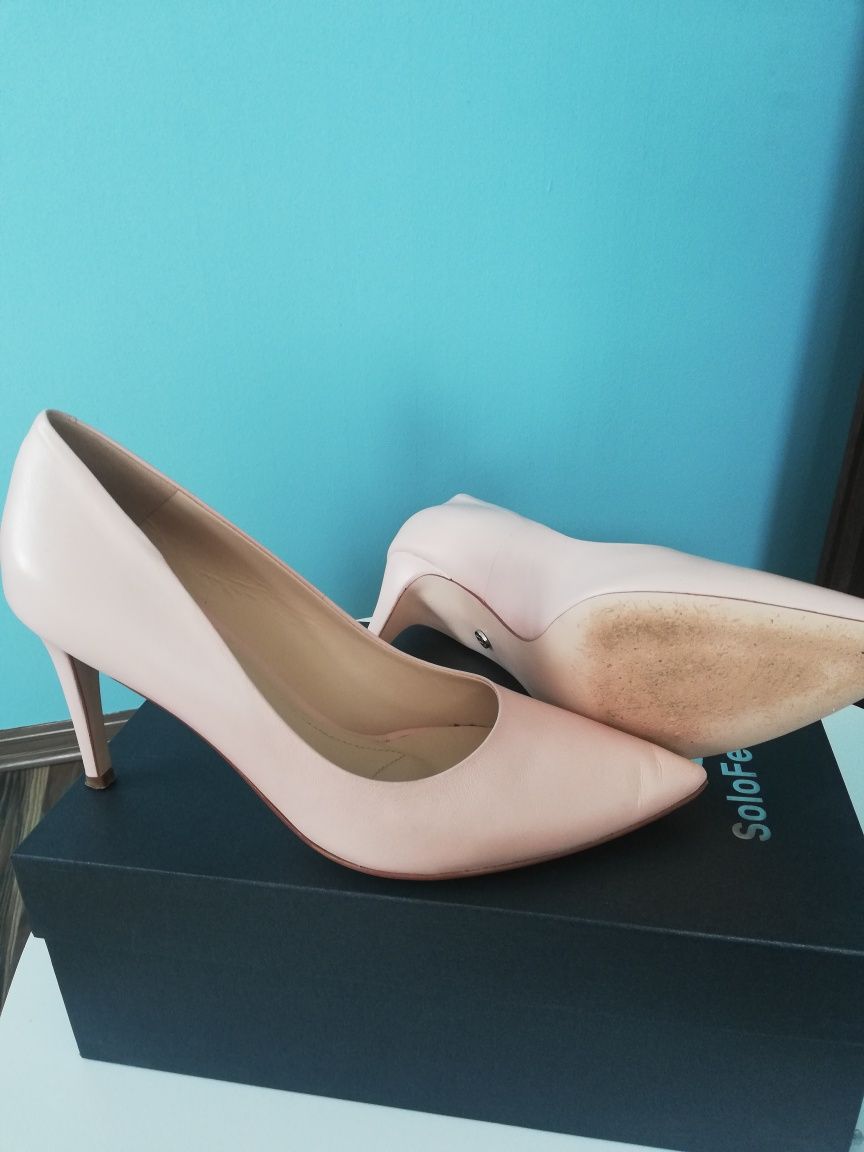 NOWE Szpilki skórzane Solo Femme r 40