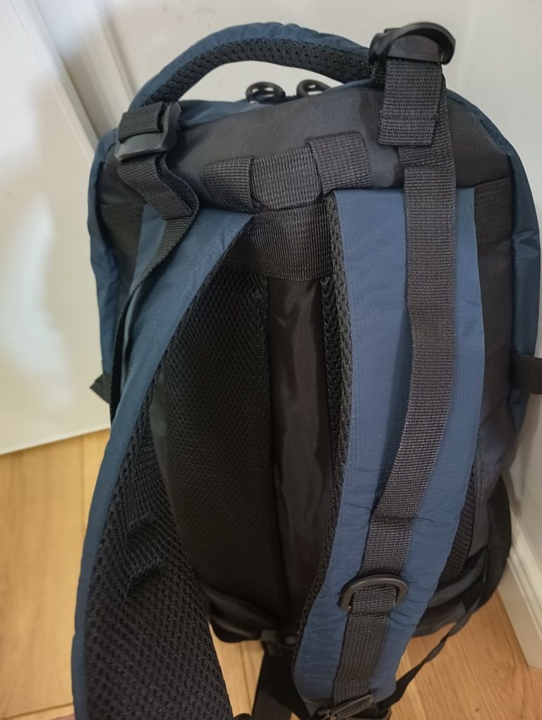 Plecak turystyczny, trekkingowy 70L, sportowy, w góry, mocny, pojemny