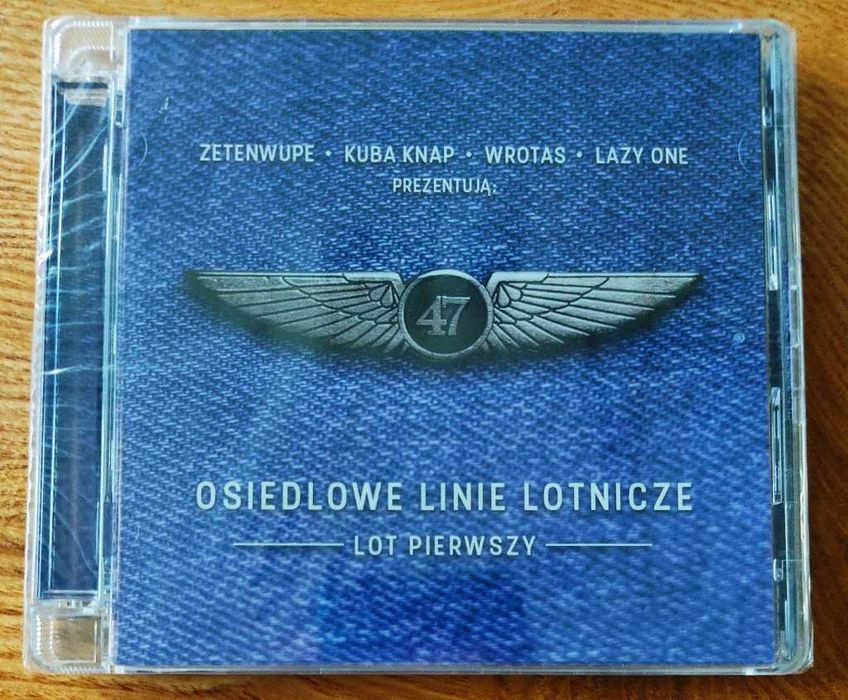 Osiedlowe Linie Lotnicze - Lot Pierwszy FOLIA Kuba Knap WCK Zetenwupe