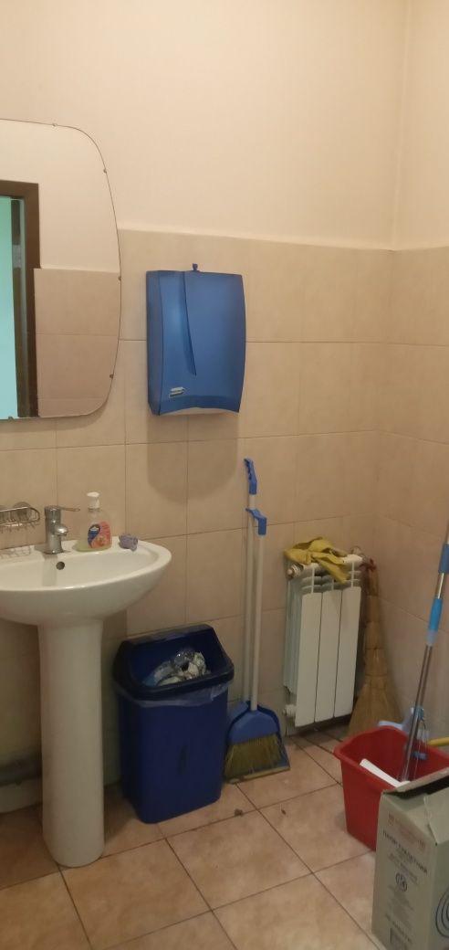 Сдам Базу Склады 500кв.+Офисные помещения 200кв.м. ул.Зачиняева.