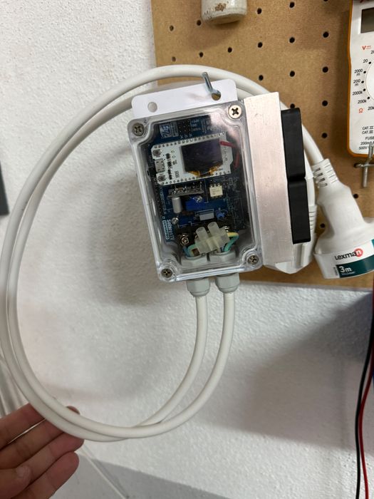 Gestor de Excedentes Solar Gen9