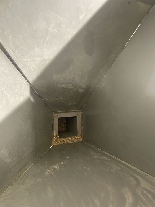 Zasobik na pellet 750l