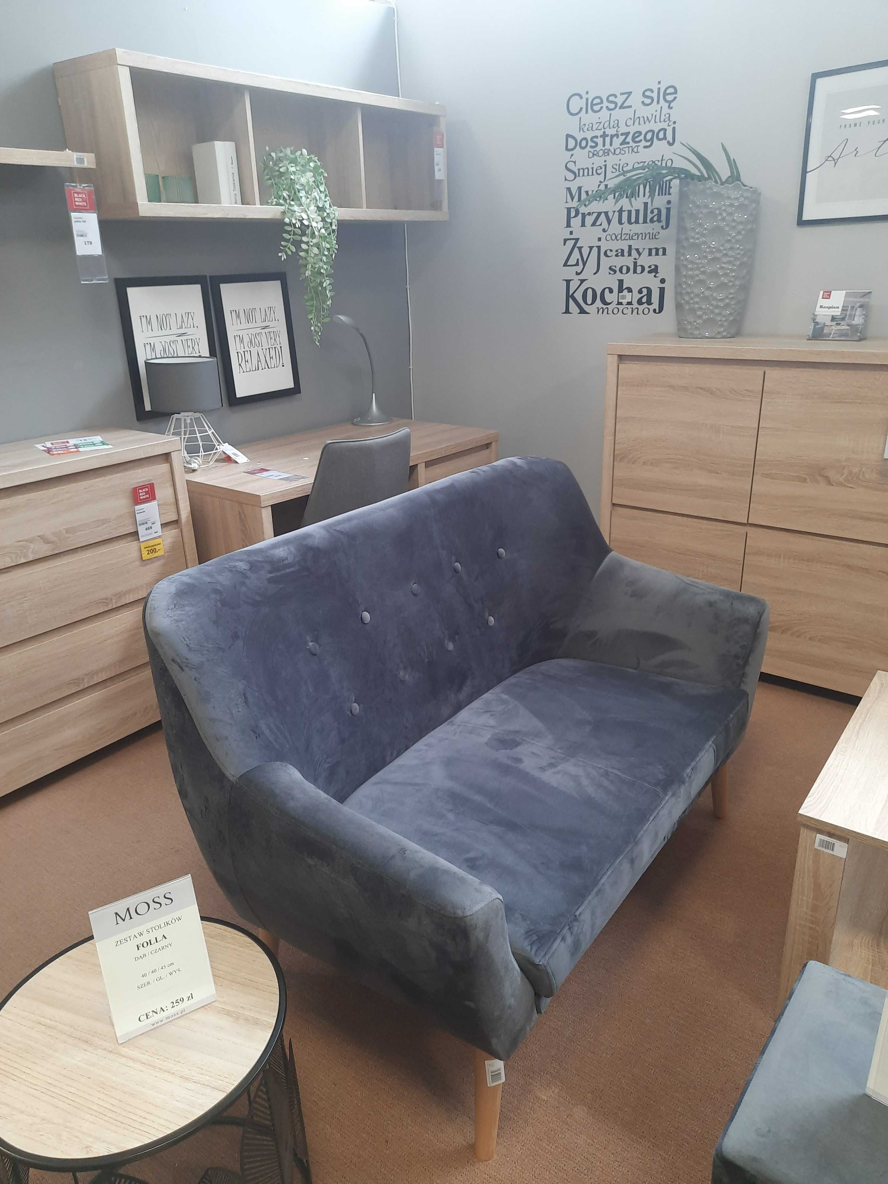 Sofa Nordic Velvet firmy SIGNAL.