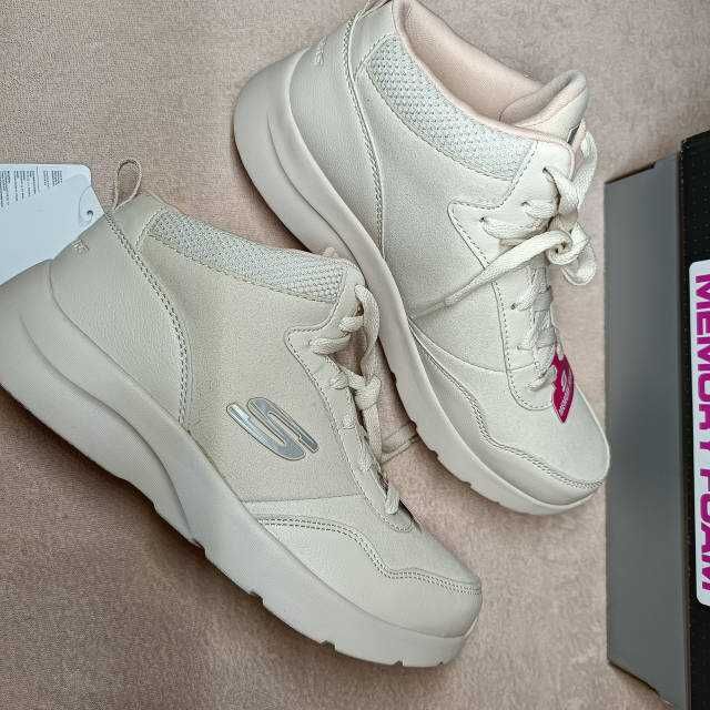 Skechers Dynamight 2.0 сникерсы, кроссовки женские 38р.