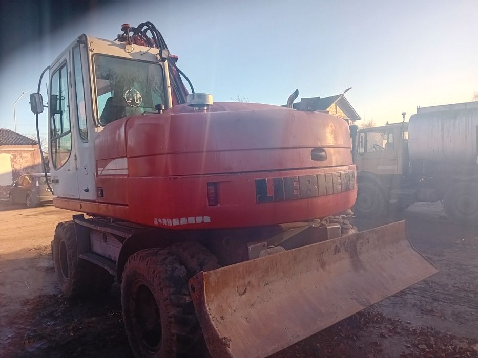 Liebherr A312 litronic
