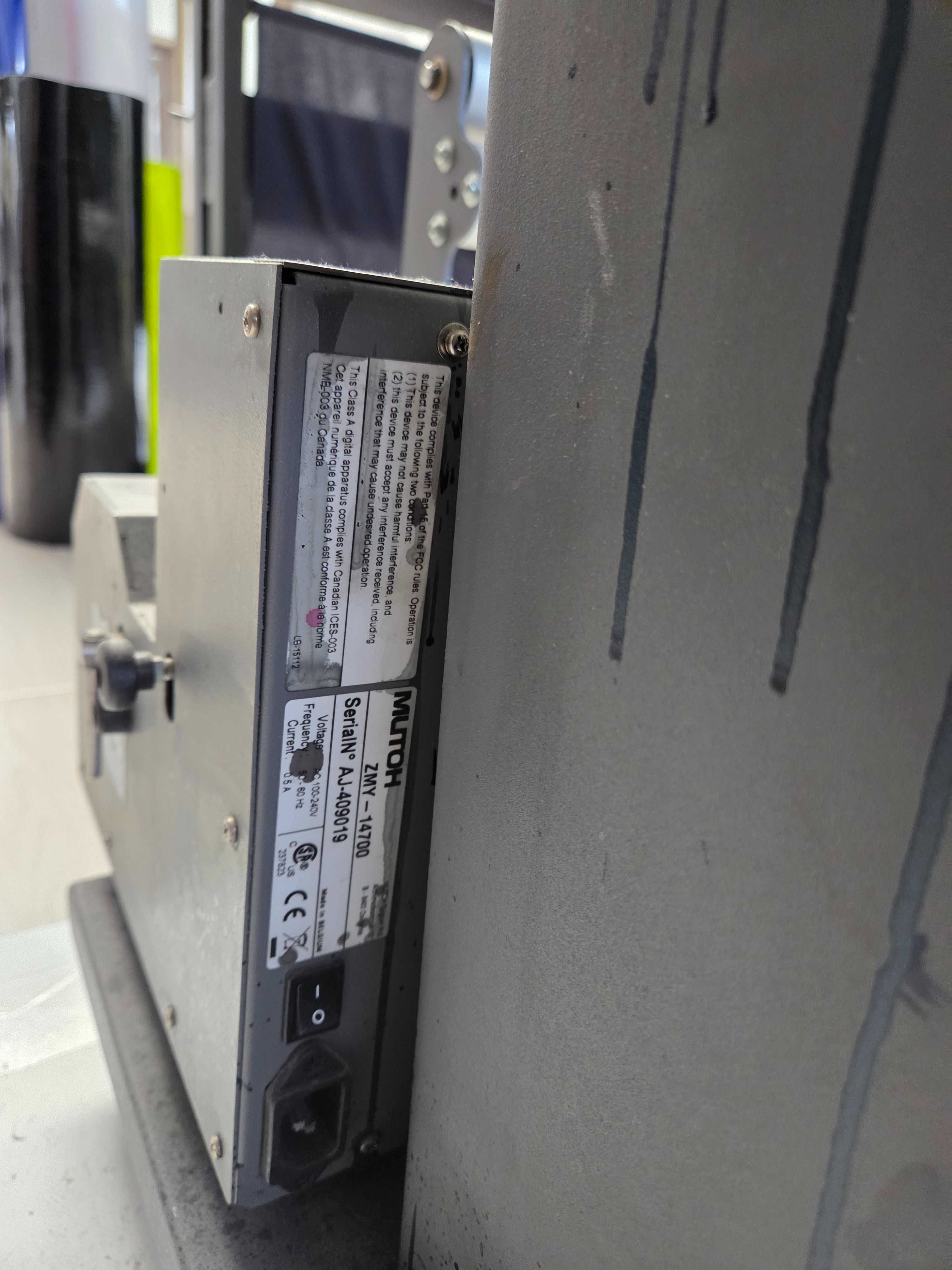 Sprzedam ploter Mutoh VJ-1614E – uszkodzony