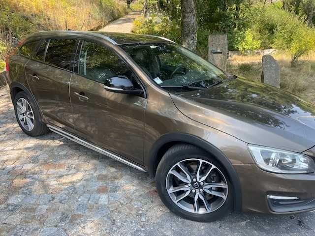Volvo V60 Cross Country