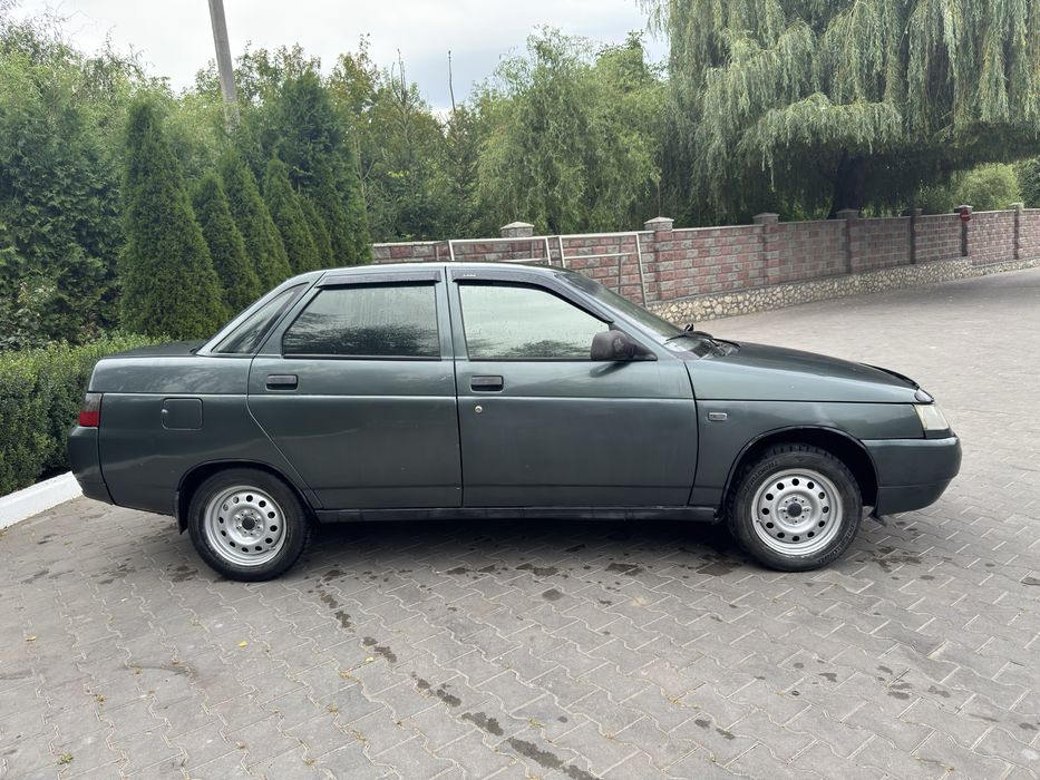 Продам машину строчно