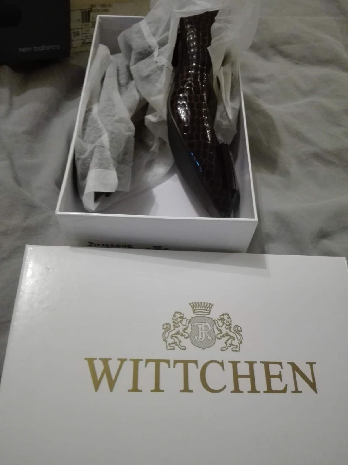 Skórzane czółenka Wittchen, brązowe buty skórzane Wittchen na prezent
