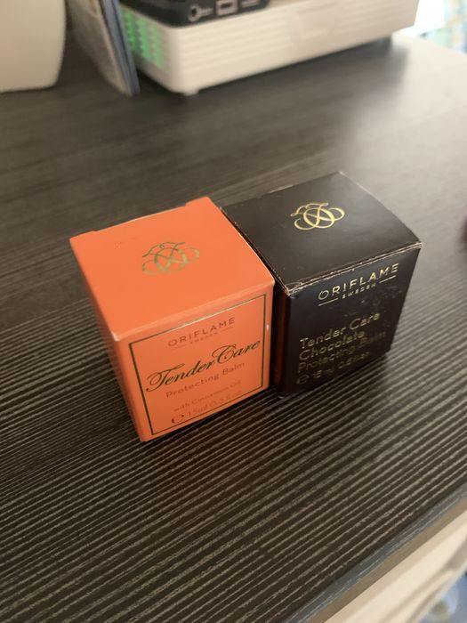 Pudelka po balsamach do ust