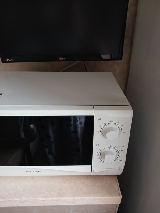 Микроволновка Samsung