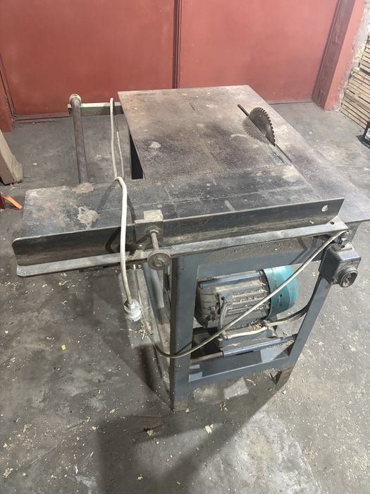 Циркуляриний станок