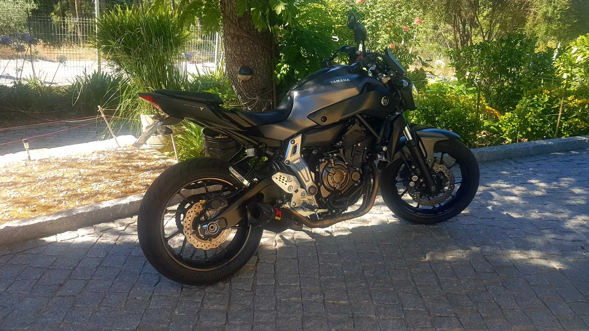 Yamaha Mt 07 em bom estado