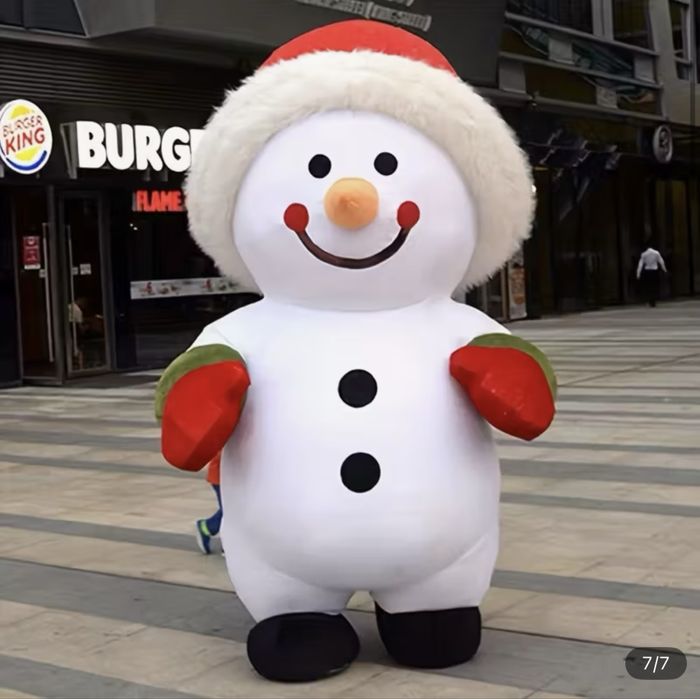 Надувний костюм Сніговика 2.4 метри 7900 грн без акуммулятора !!!