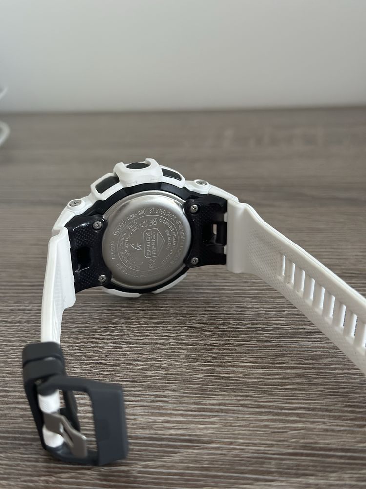 Casio G-SHOCK G-SQUAD GBA-900 Bluetooth Krokomierz