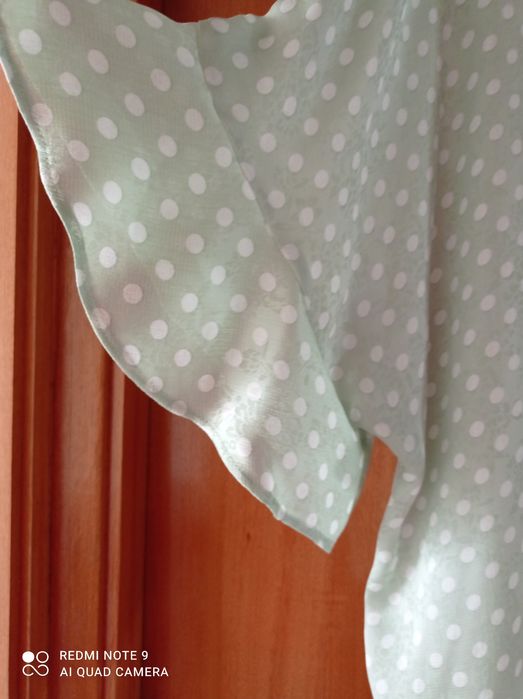 Blusa  Zara verde água com bolinhas brancas