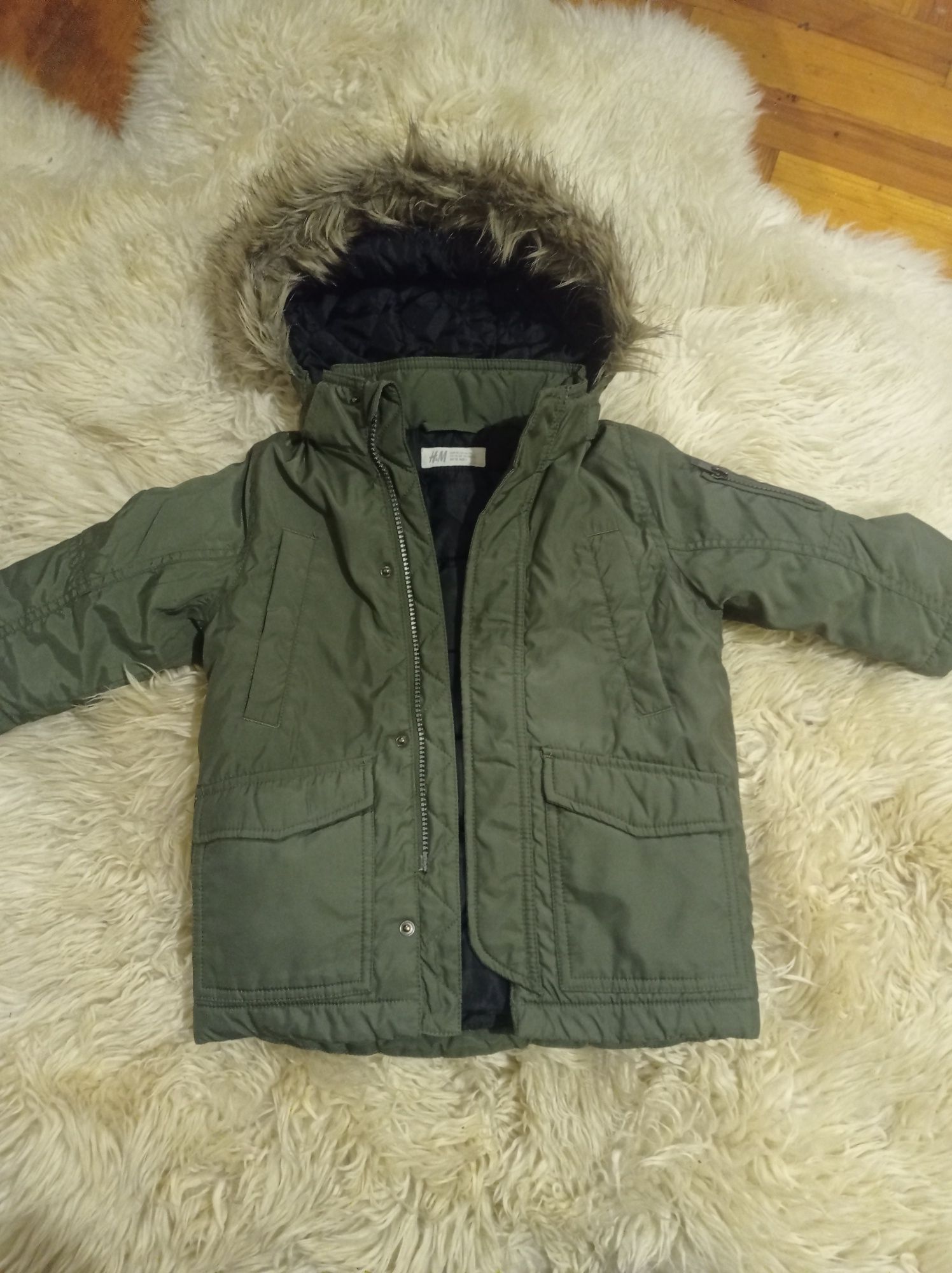 Куртка тепла  як нова дитяча HM 1,5-2 роки