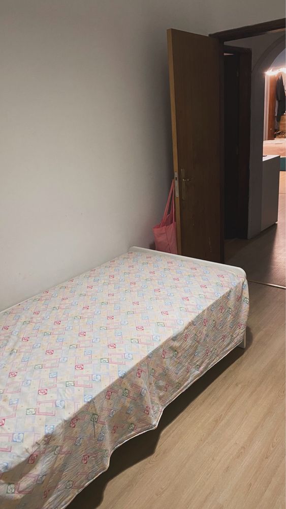 Quarto para arrendar