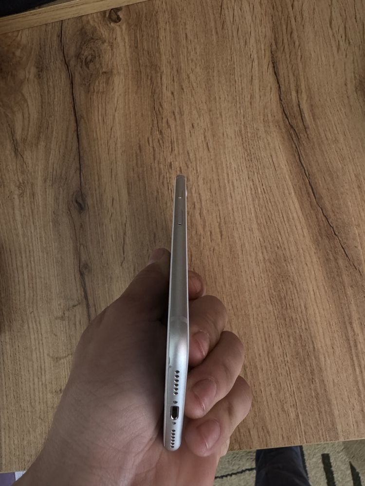 Iphone 8 256gb neverlok стан 9/10