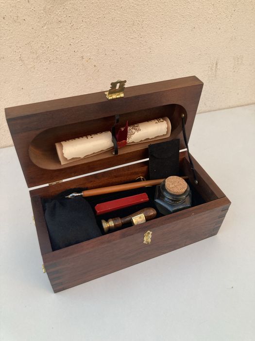Caixa Vintage de Caligrafia e Lacre – Completa – Excelente Estado