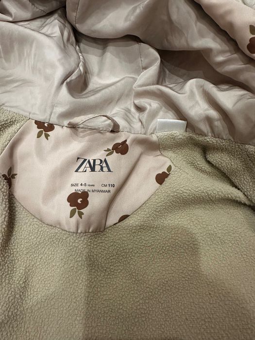 Тепла куртка Zara