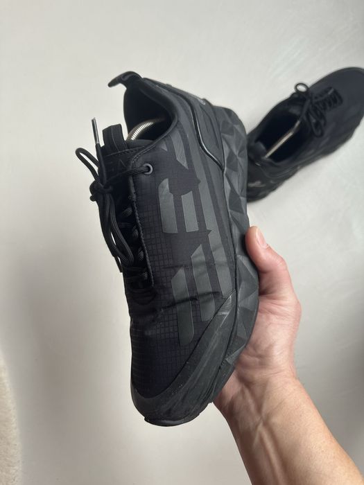 Кроссовки Emporio Armani ст.29.5 см