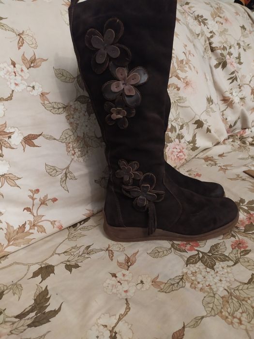 Шкіряні замшеві чобітки 37 розміру