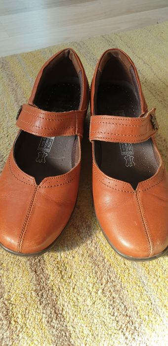 Buty brązowe skórzane 39 damskie