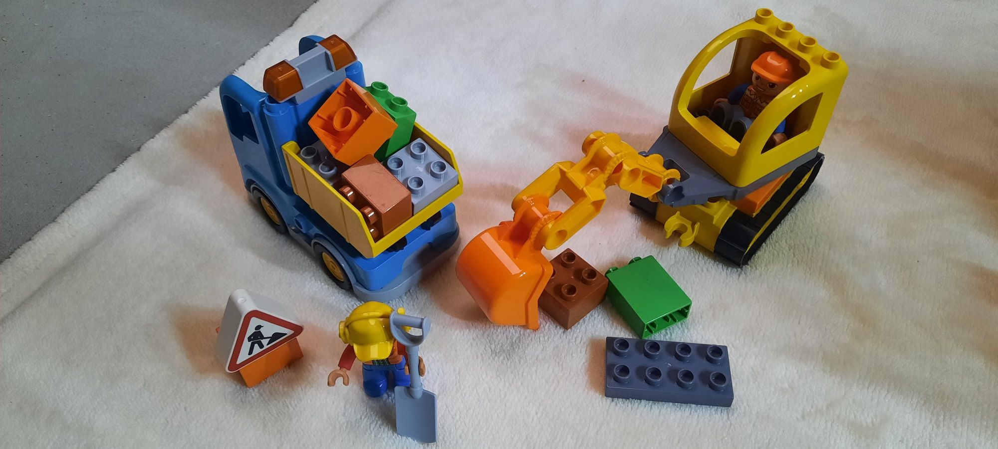 Klocki Lego DUPLO 10812 koparka i ciężarówka