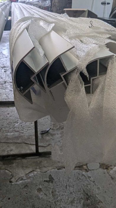 Profil narożny zewnętrzny meblowy ALU 15mm 8 mm i 15x15mm kamper