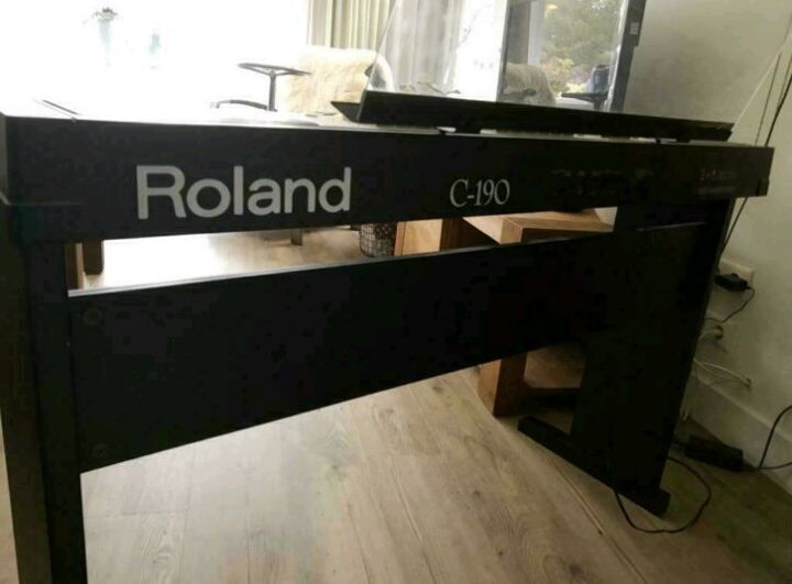 Roland C 190 Organy koscielne keyboard