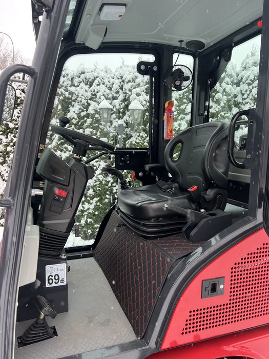 Mini ładowarka BEKKER K1090T miniładowarka teleskopowa