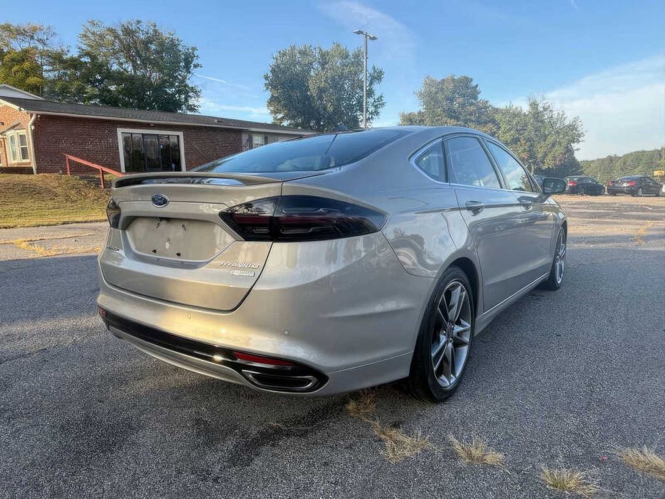 Ford Fusion Titanium      2016