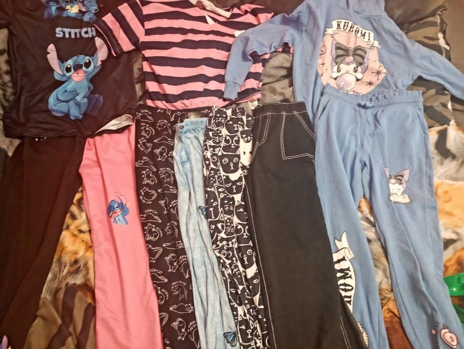 Paka ubrań dla dziewczynki 146 i 152