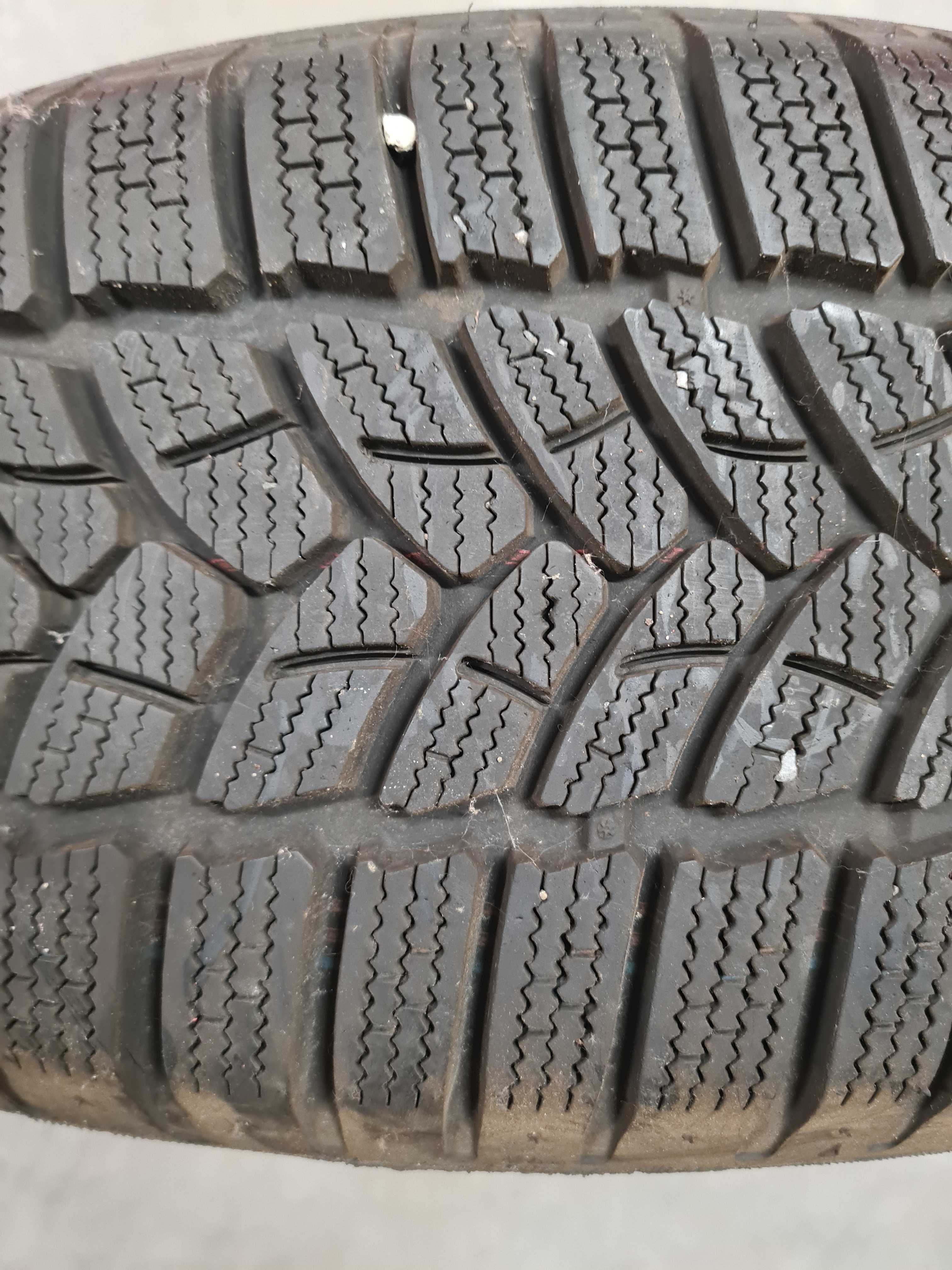 Felgi do Opla Insigni B z oponami Firestone Winterhawk 3 225/55 R17