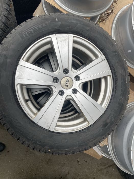 KOŁA KODIAQ 215 65 R17 4 szt , opony 4 szt . Zimowe