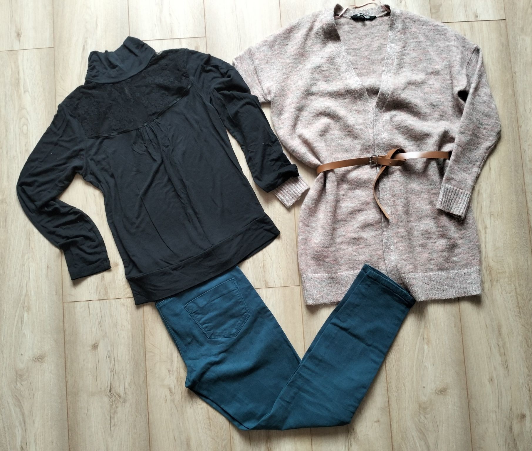 Sweter Top Secret,  jeansy Levi's i inne