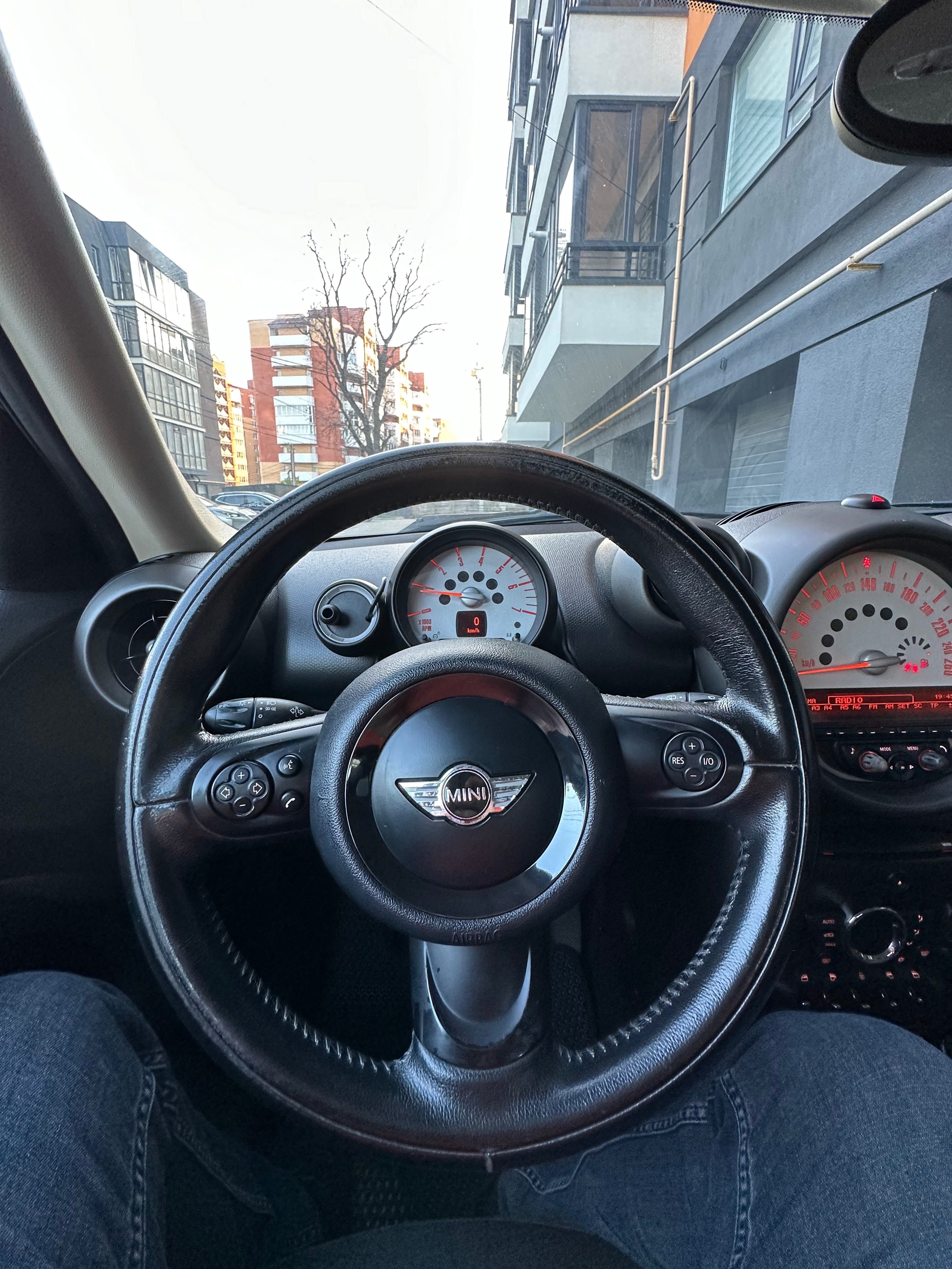 Mini COUNTRYMAN 2,0 дизель автомат