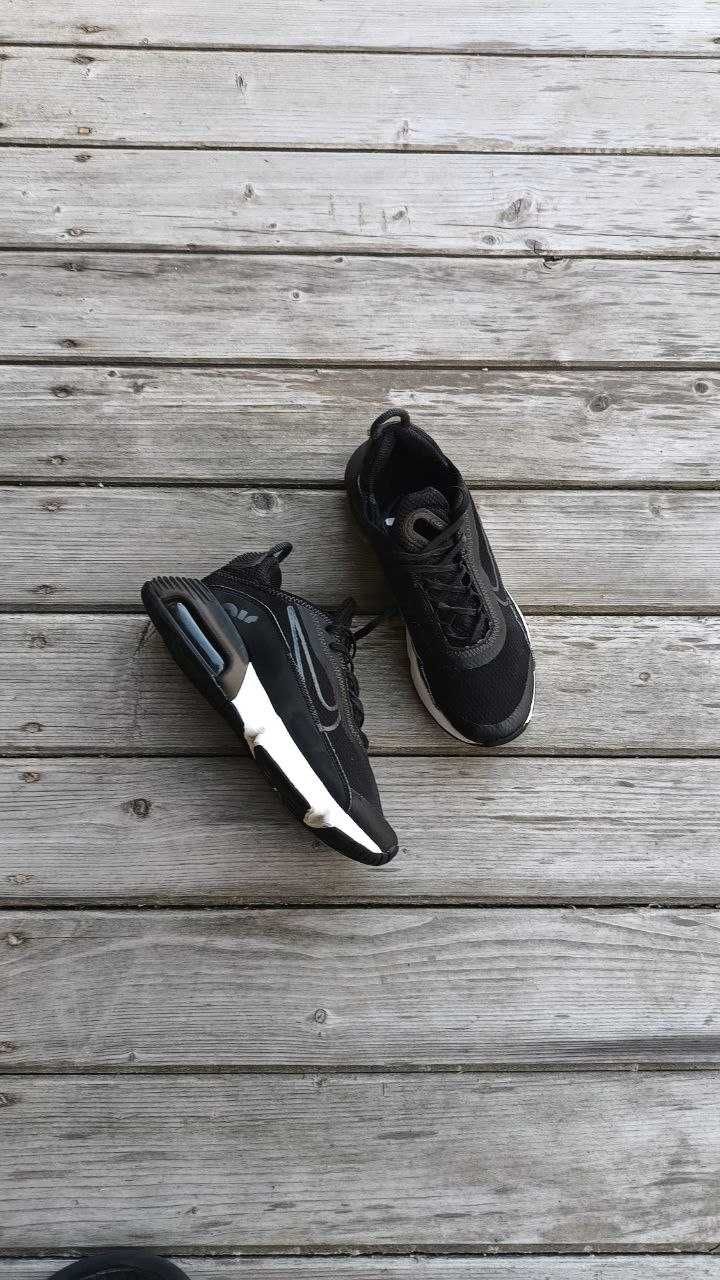 Кросівки бігові. Кросівки Nike. Nike Air Max 2090. Кросівки 37.5р