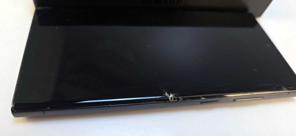 Samsung Galaxy S23 Ultra 5G 12/512 GB Uszkodzony ekran  sprawny