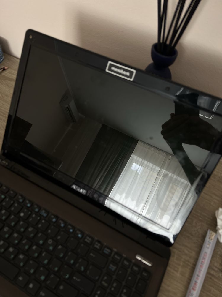 Ноутбук ASUS K52J (робочий) 2010