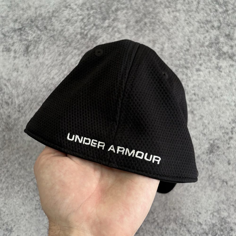 Чоловіча чорна кепка Under Armour