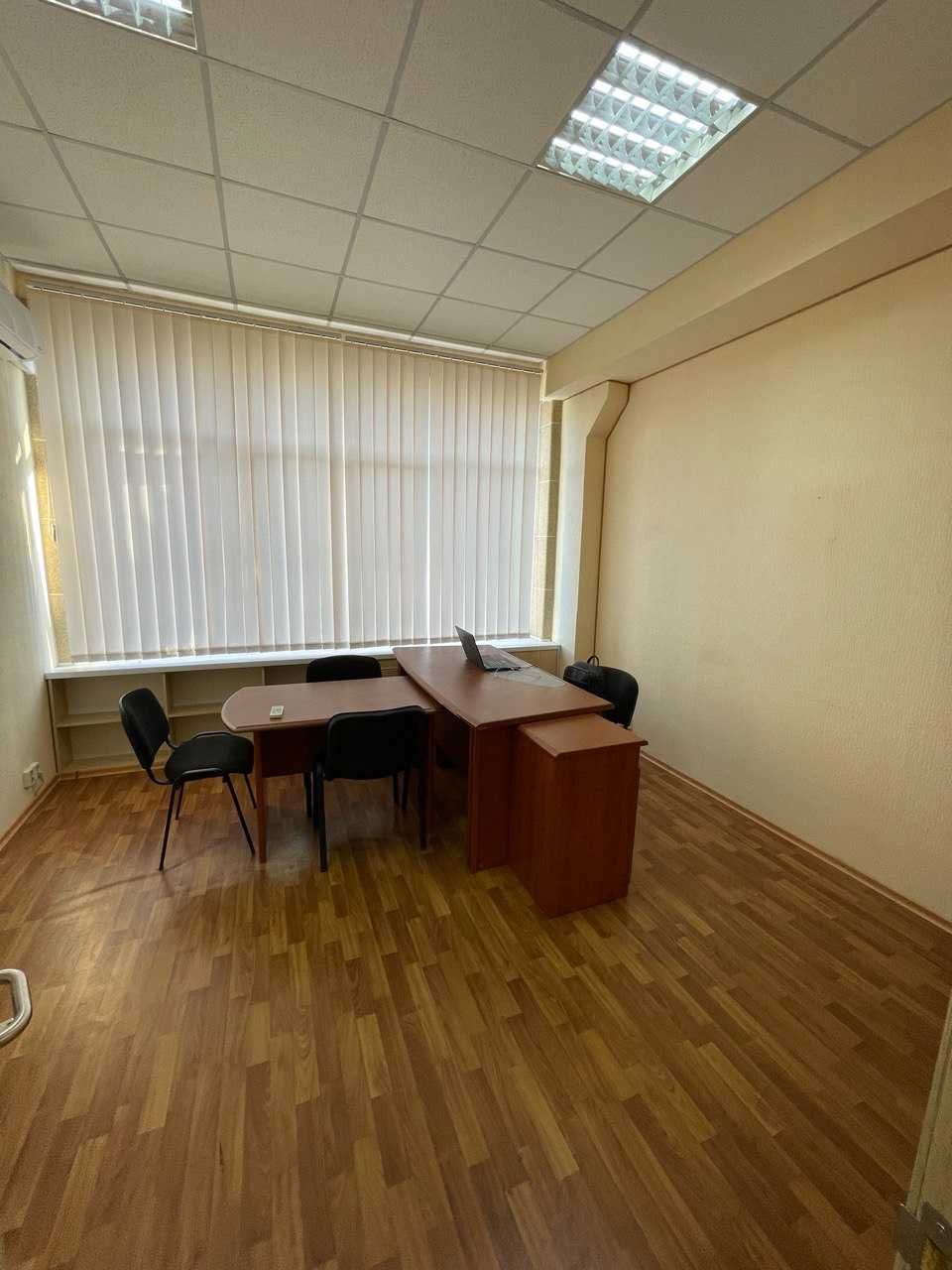 Продам офіс в бізнесцентрі Харківа або поміняю на автомобіль