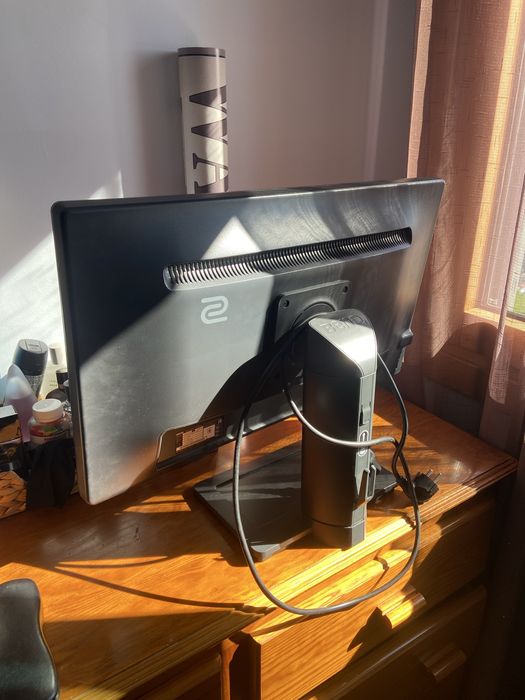 Monitor BenQ XL2411P 24” 144hz