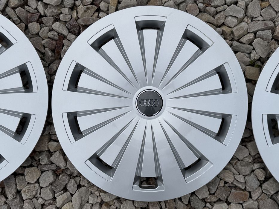 NOWE Oryginalne OE kołpaki Audi 16"