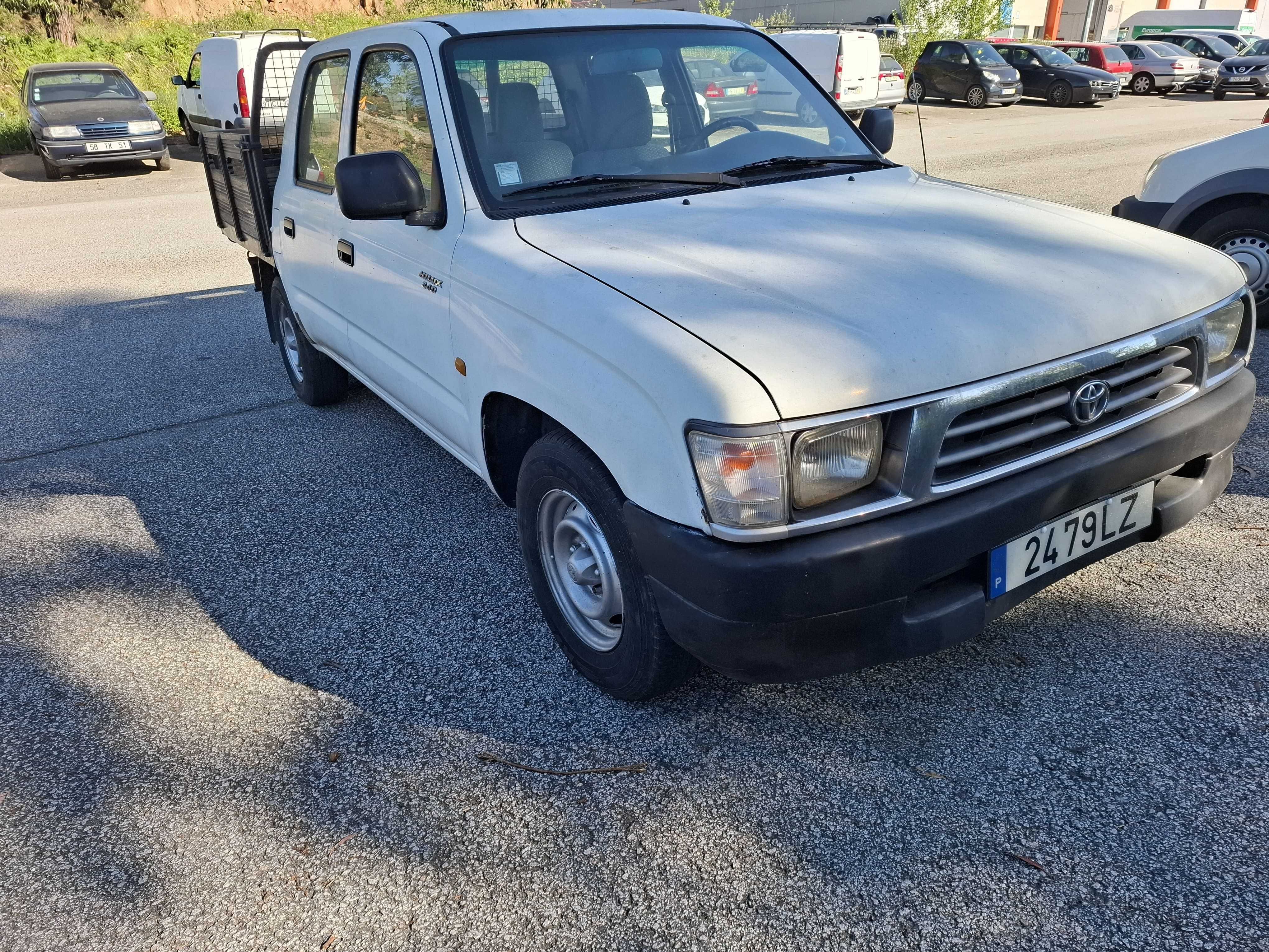 Toyota Hilux 2.4D Cab. Dupla Nacional