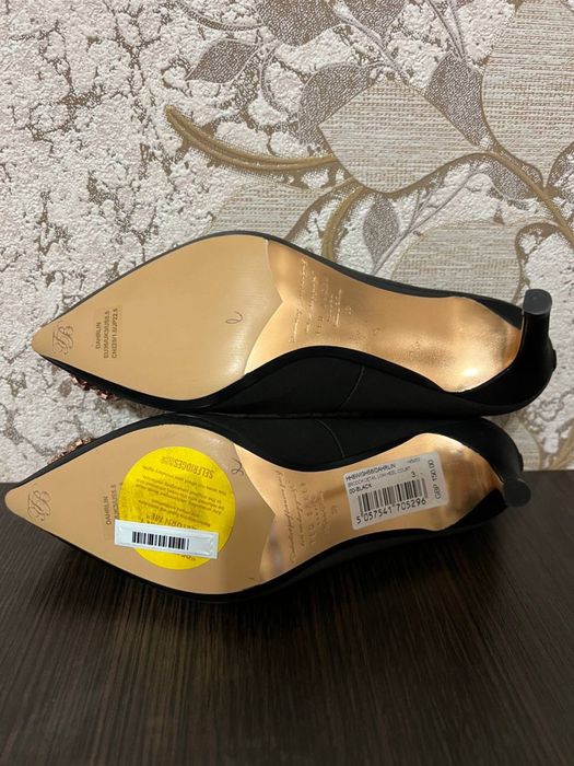 Продам чорні туфлі Ted Baker